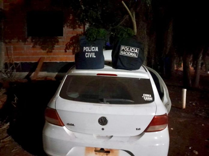 Cooperação entre a Polícia Civil do Mato Grosso do Sul e a Polícia Paraguaia resulta na recuperação de carro roubado