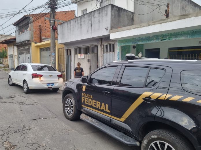 PF prende sete pessoas em operação contra tráfico no Aeroporto de Guarulhos