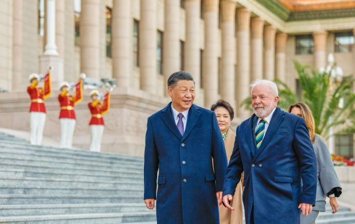 Lula defende parceria maior com a China e diz que receberá Xi Jinping com “grande festa”