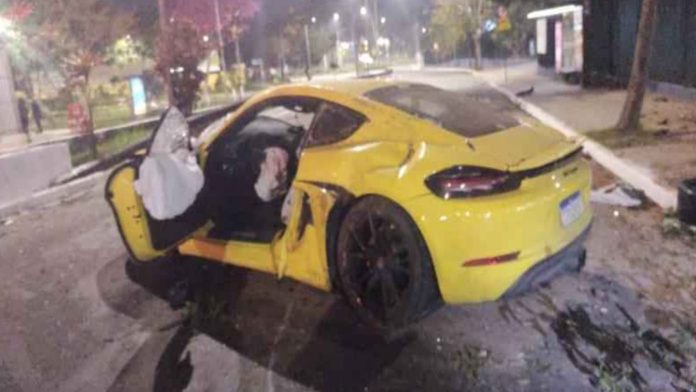 Motorista de Porsche admitiu estar acima da velocidade permitida antes de atingir motoboy