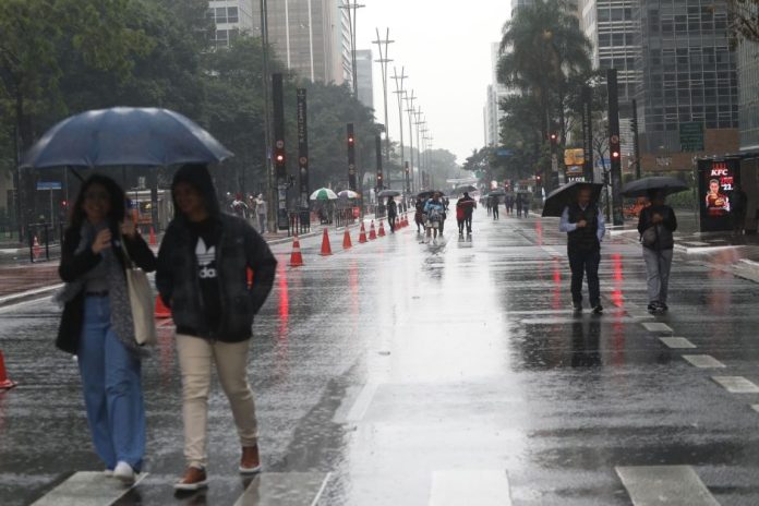 Frente fria pode trazer frio recorde para o país neste final de semana