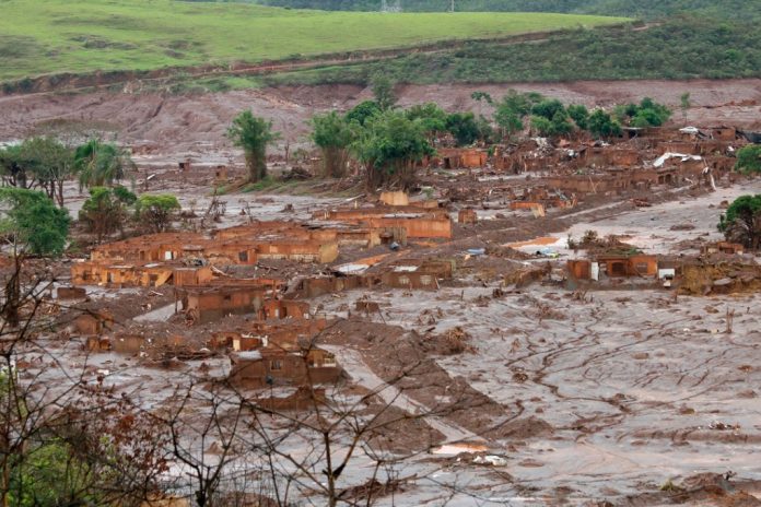 Presidente da Comissão de Ética do Planalto é questionado por atuar em ação que envolve desastre de Mariana