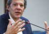 Haddad diz que queda do dólar e safra devem conter preço dos alimentos